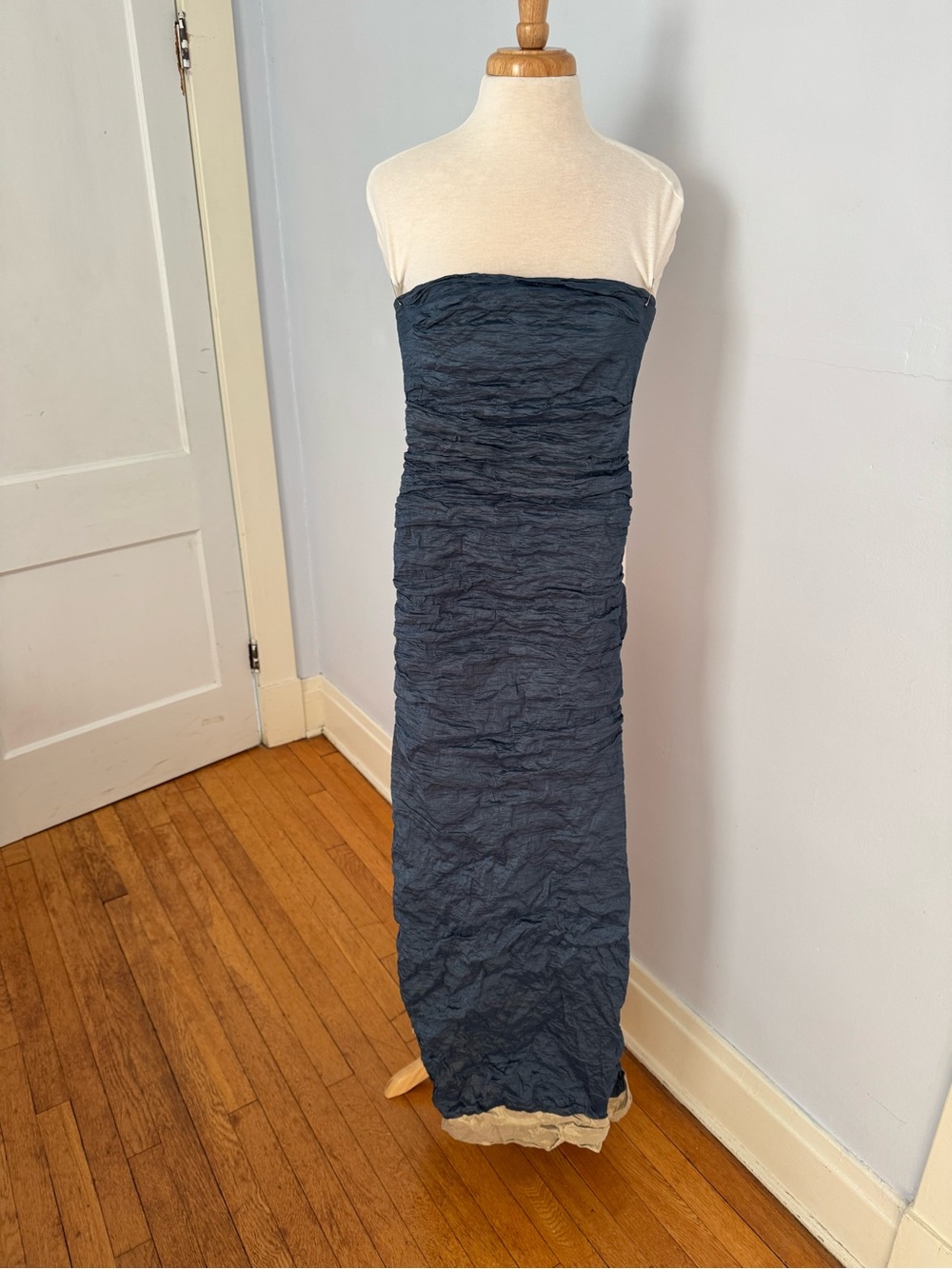 Nicole Miller Strapless Vintage Navy Blue Ruched Gown